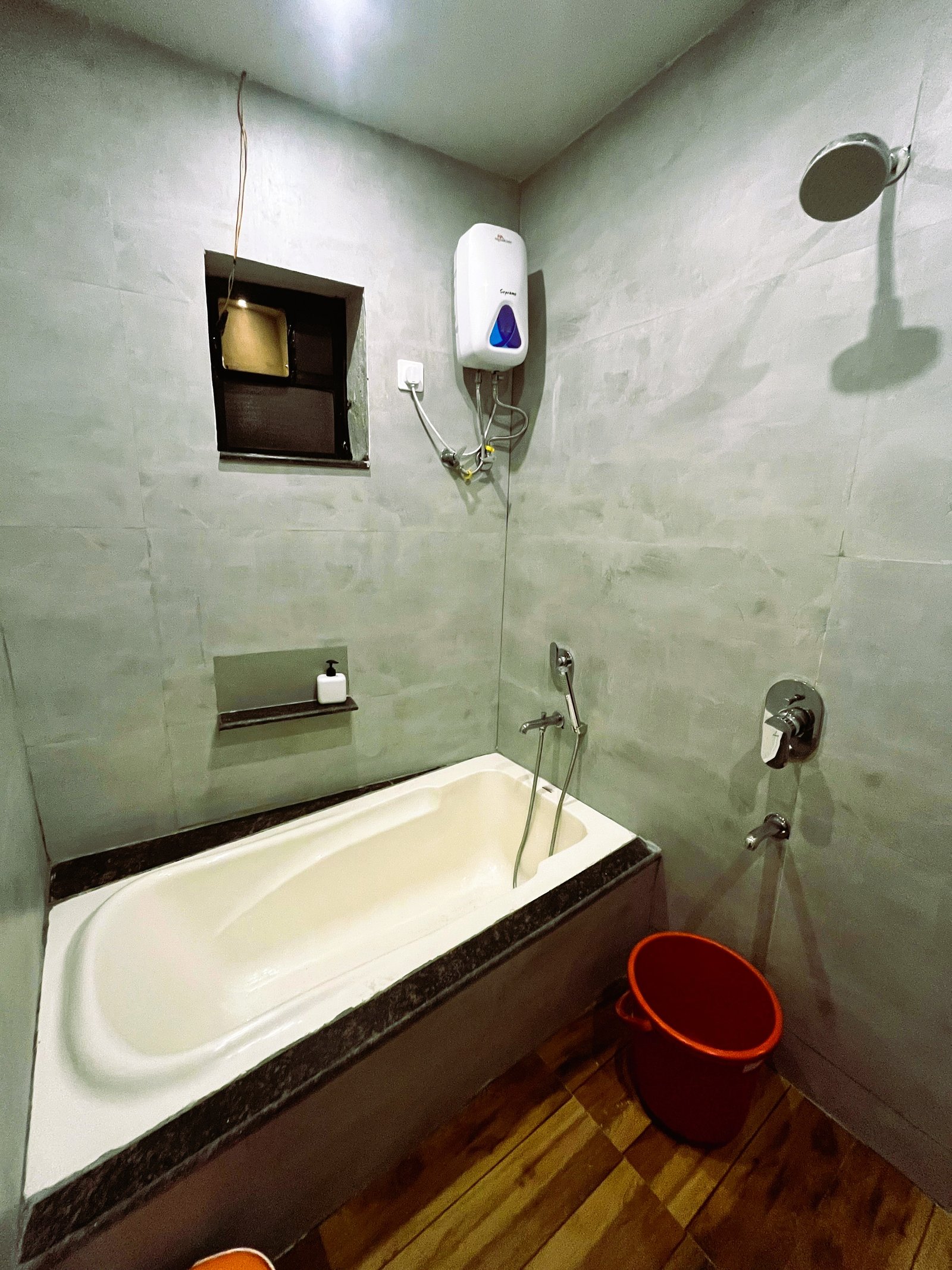 Bathroom at The Iconic by Pinakin, photo 1