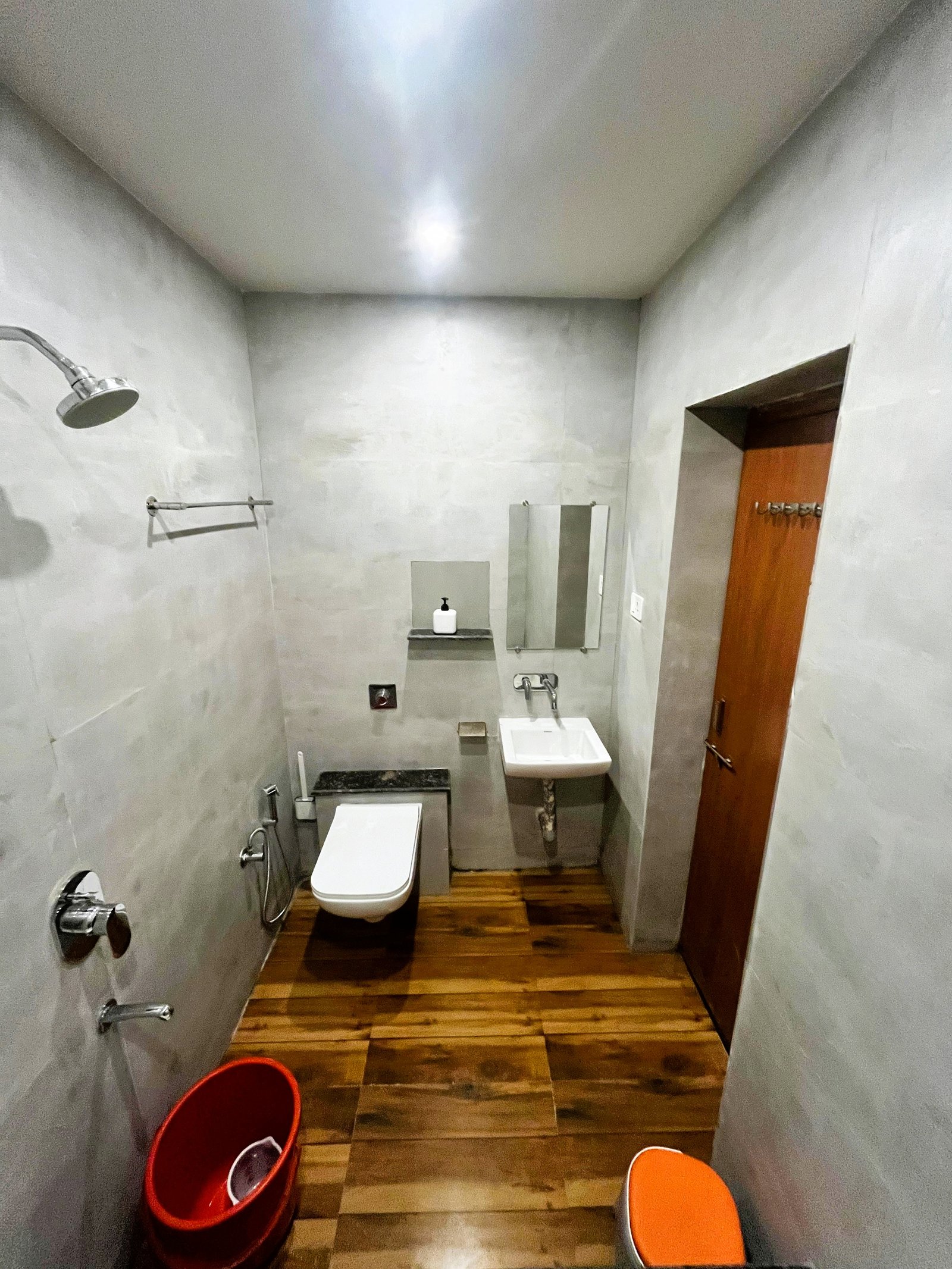 Bathroom at The Iconic by Pinakin, photo 3