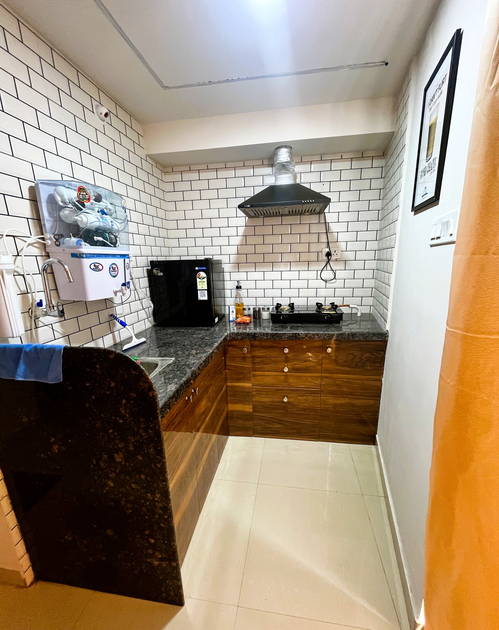 Kitchen at The Paradise by Pinakin, photo 1