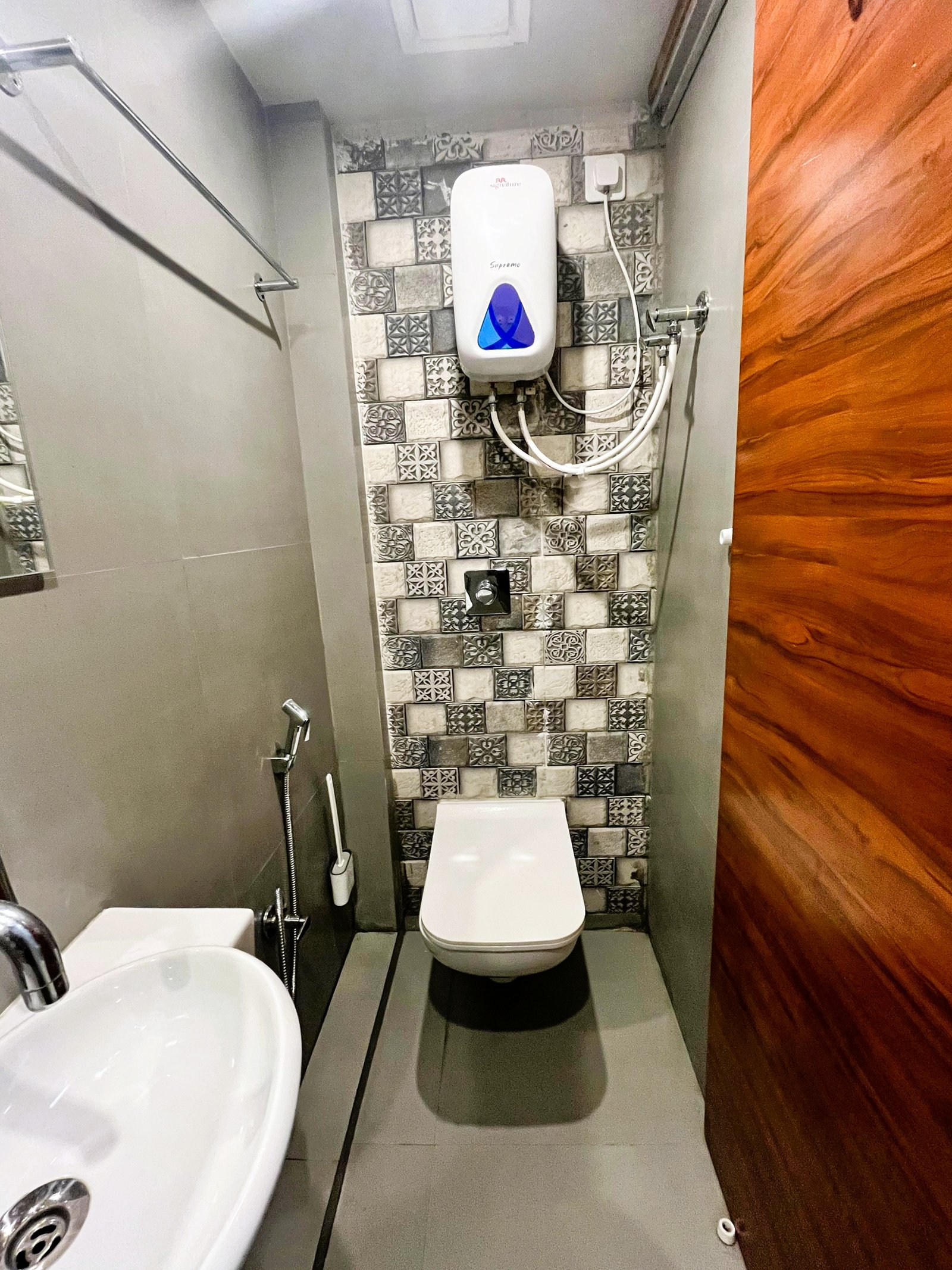 Bathroom at The Legacy by Pinakin, photo 4